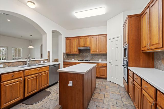 12409 Gun Metal DR, Austin, TX 78739