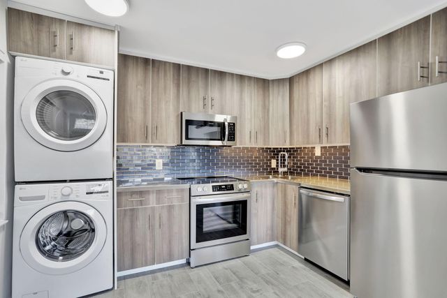 1000 SW 30th Street 1, Fort Lauderdale, FL 33315