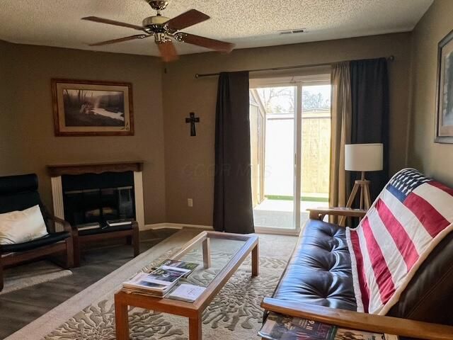 120 Delmar Avenue, Newark, OH 43055