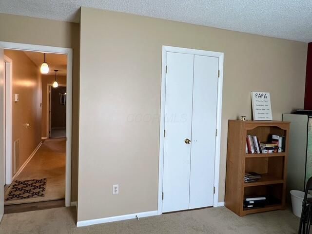 120 Delmar Avenue, Newark, OH 43055