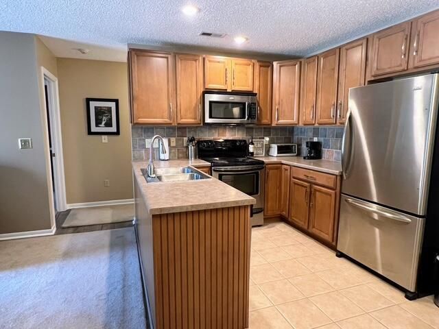 120 Delmar Avenue, Newark, OH 43055