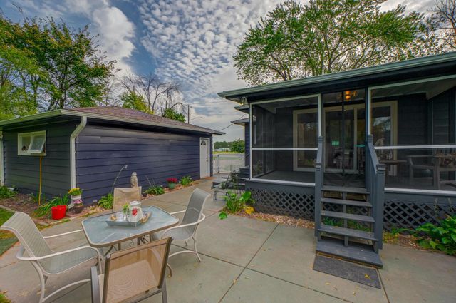 325 Church Hill Road, Somerset, WI 54025