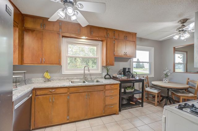 325 Church Hill Road, Somerset, WI 54025