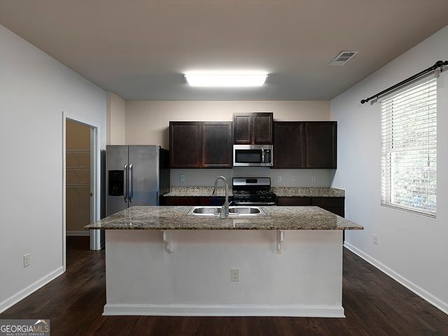 18 Ivey Cottage Court, Dallas, GA 30132