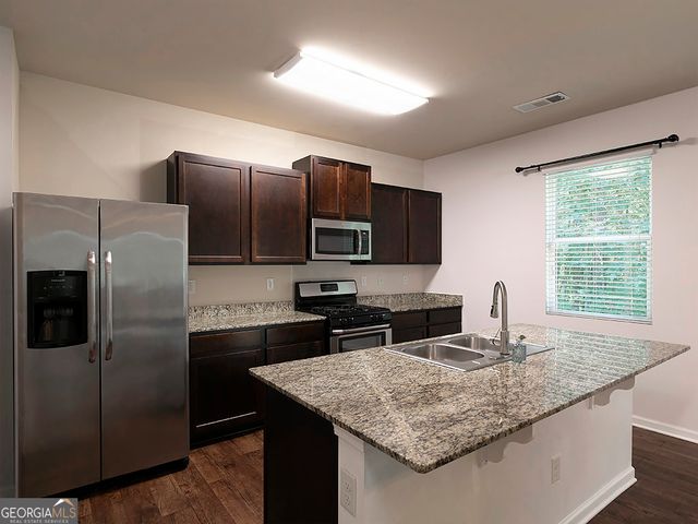 18 Ivey Cottage Court, Dallas, GA 30132
