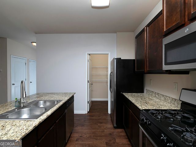 18 Ivey Cottage Court, Dallas, GA 30132