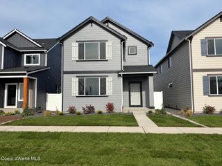 9232 N Spokane St, Post Falls, ID 83854