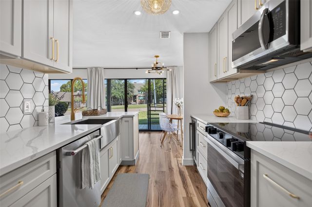 1101 Signal Ridge Place, Rockwall, TX 75032