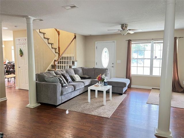 8202 Edwin DR, Norfolk, VA 23505