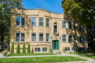 5804 N Maplewood Avenue 1, Chicago, IL 60659