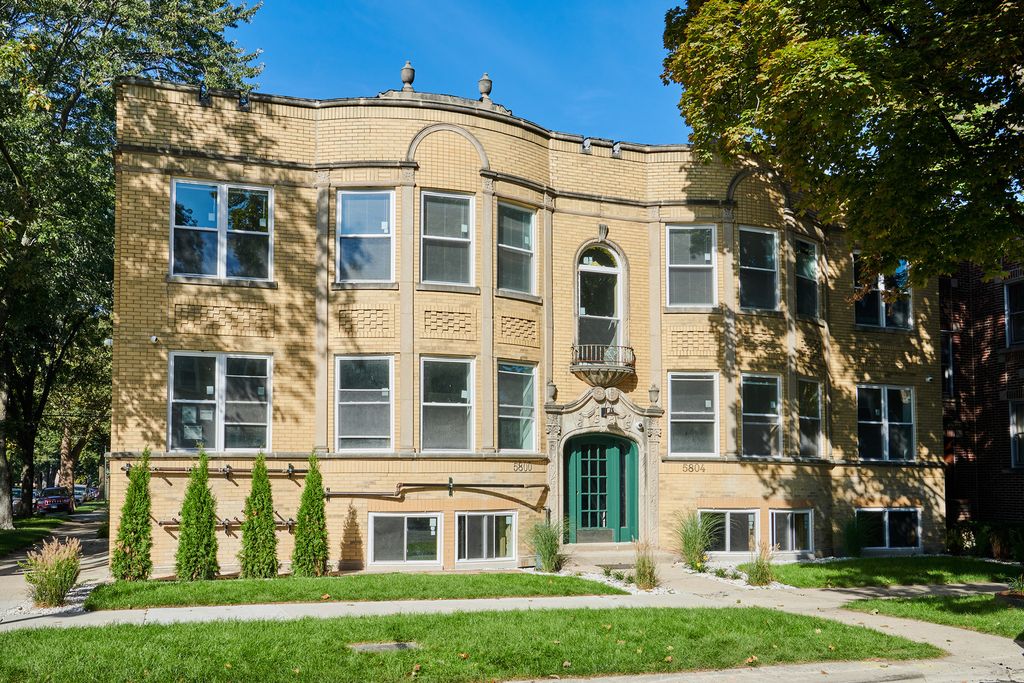 5804 N Maplewood Avenue 1, Chicago, IL 60659