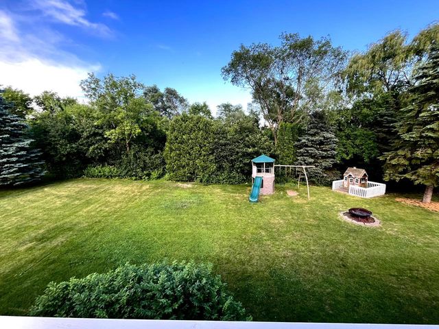 6180 Preston LANE, New Berlin, WI 53151