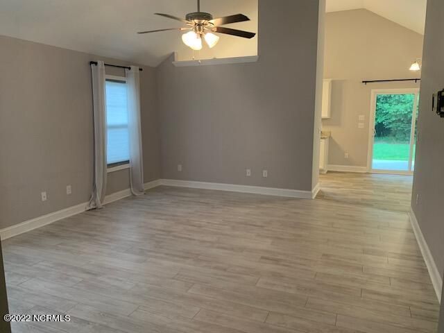 216 Murdock Way, New Bern, NC 28560