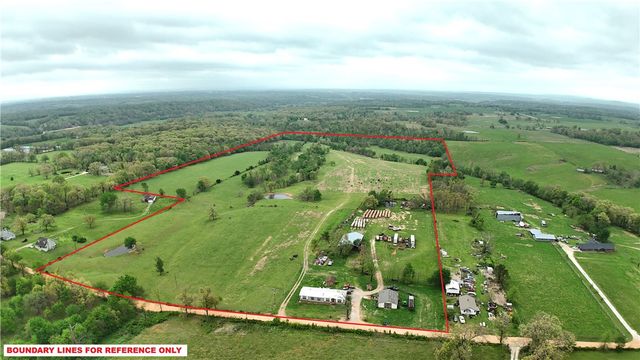 13161 Reams Road, Gentry, AR 72734