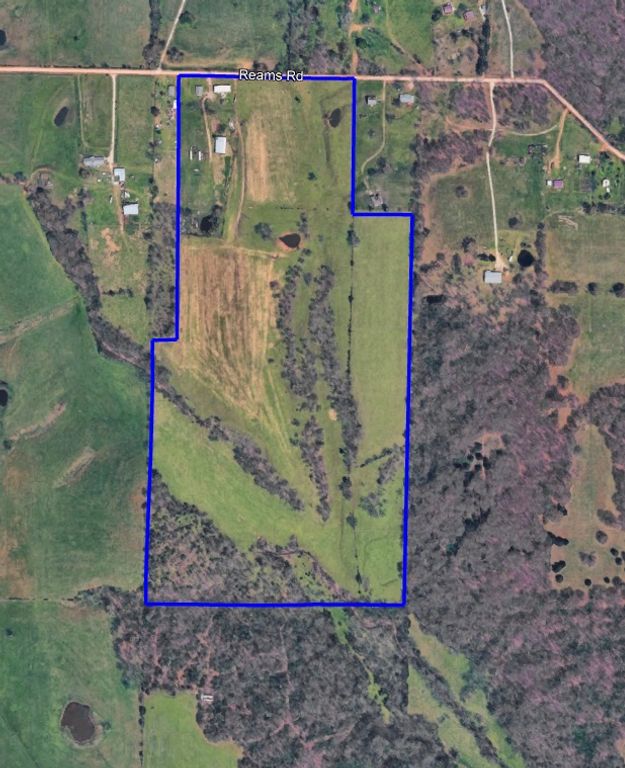 13161 Reams Road, Gentry, AR 72734