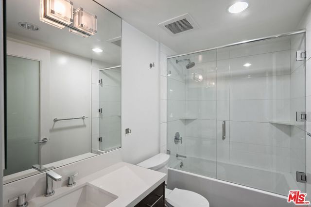 11023 Fruitland Drive 104, Studio City (los Angeles), CA 91604