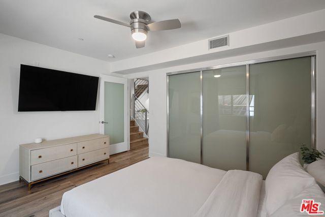 11023 Fruitland Drive 104, Studio City (los Angeles), CA 91604