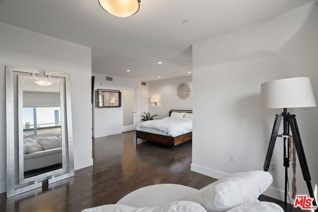 11023 Fruitland Drive 104, Studio City (los Angeles), CA 91604