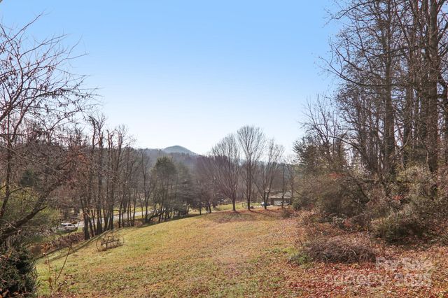 301 Parris Branch Road, Sylva, NC 28779