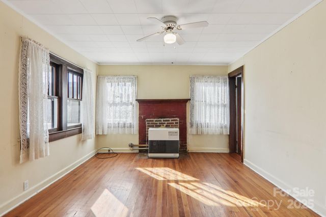 301 Parris Branch Road, Sylva, NC 28779