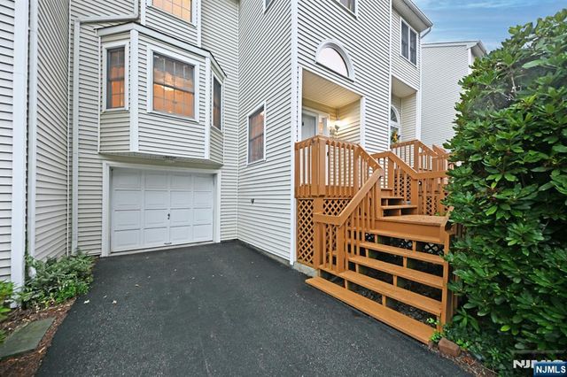 6 Erin Way 404, Lincoln Park Borough, NJ 07035