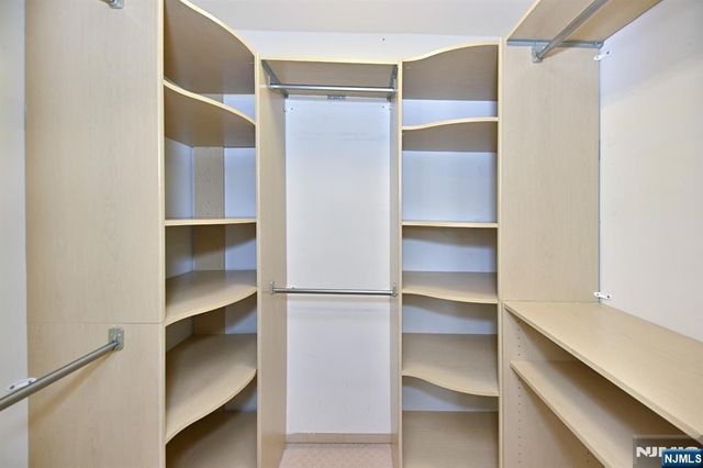 6 Erin Way 404, Lincoln Park Borough, NJ 07035