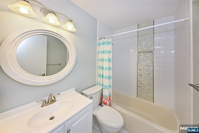 6 Erin Way 404, Lincoln Park Borough, NJ 07035