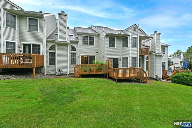 6 Erin Way 404, Lincoln Park Borough, NJ 07035