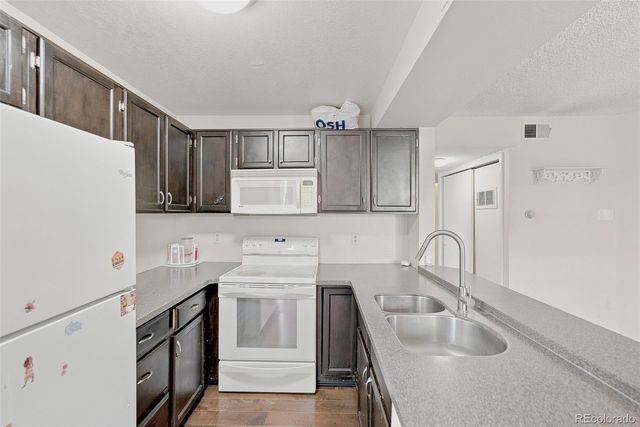 5715 W Atlantic Place 101, Denver, CO 80227