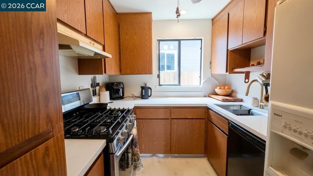 322 Los Cerritos Dr., Vallejo, CA 94589
