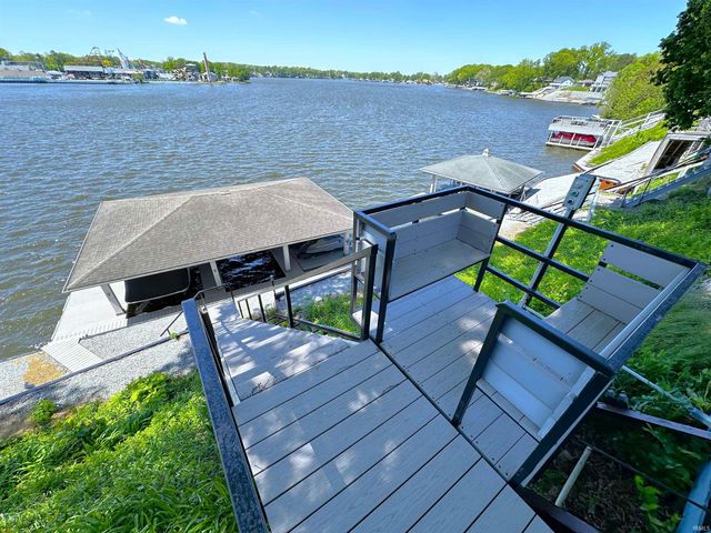2636 N Peterson Drive, Monticello, IN 47960