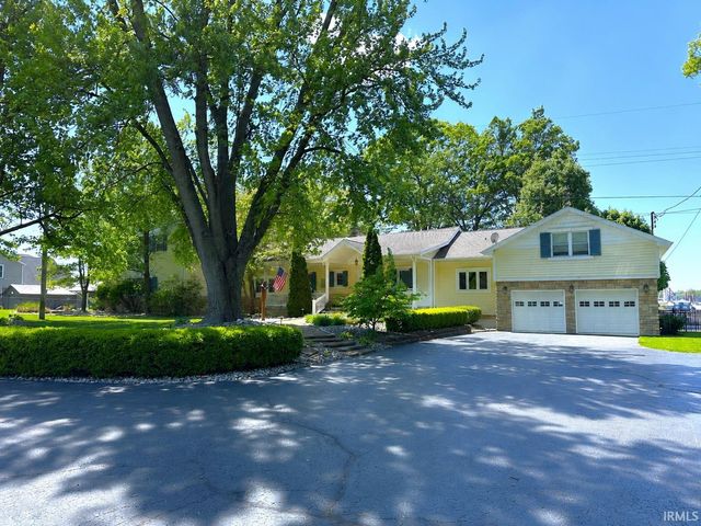 2636 N Peterson Drive, Monticello, IN 47960
