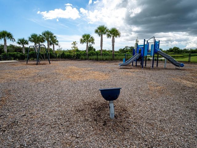 8504 SNOWFALL STREET, Sarasota, FL 34241