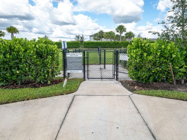 8504 SNOWFALL STREET, Sarasota, FL 34241