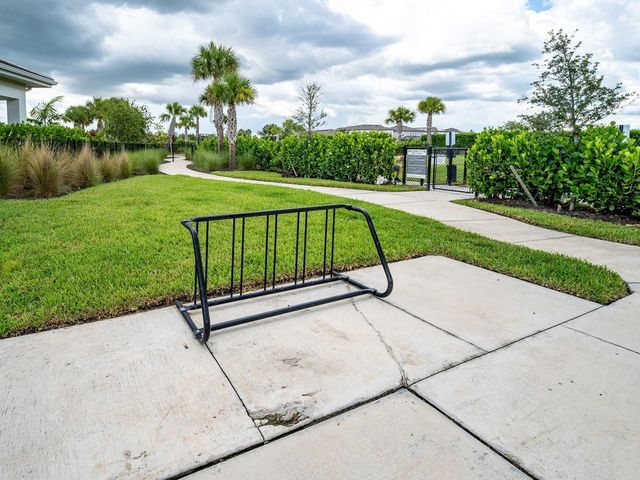 8504 SNOWFALL STREET, Sarasota, FL 34241