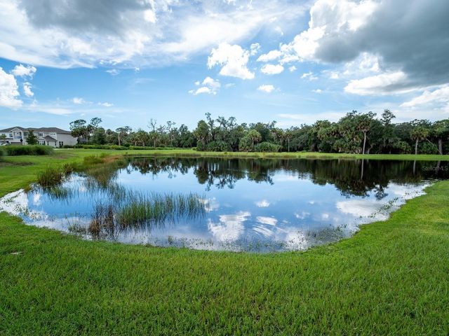 8504 SNOWFALL STREET, Sarasota, FL 34241