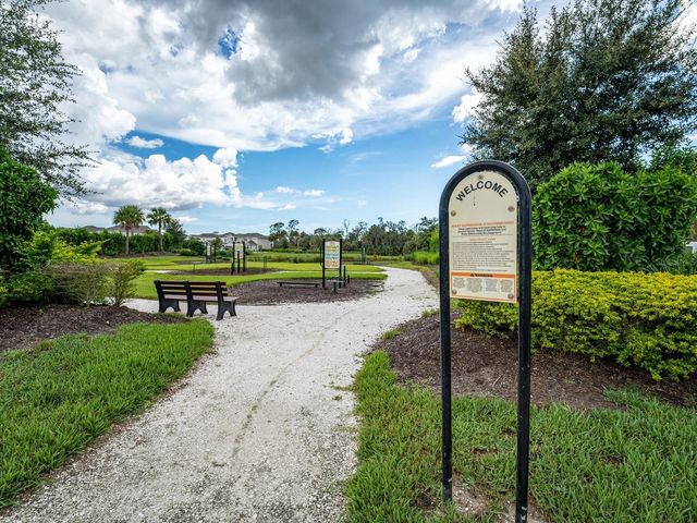 8504 SNOWFALL STREET, Sarasota, FL 34241