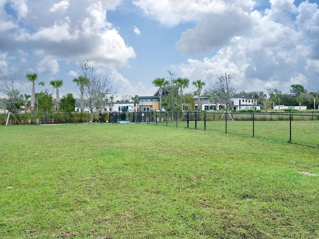 8504 SNOWFALL STREET, Sarasota, FL 34241