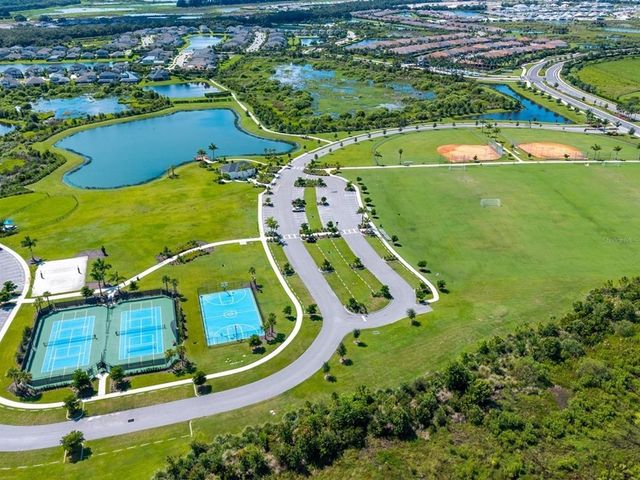 8504 SNOWFALL STREET, Sarasota, FL 34241