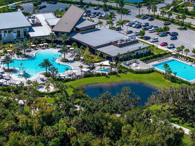 8504 SNOWFALL STREET, Sarasota, FL 34241