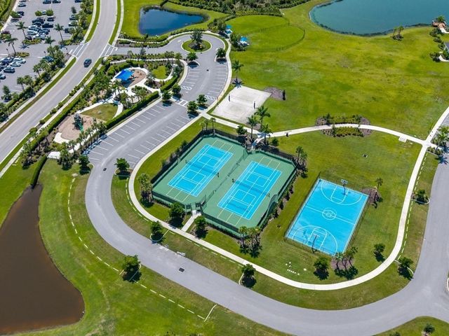 8504 SNOWFALL STREET, Sarasota, FL 34241