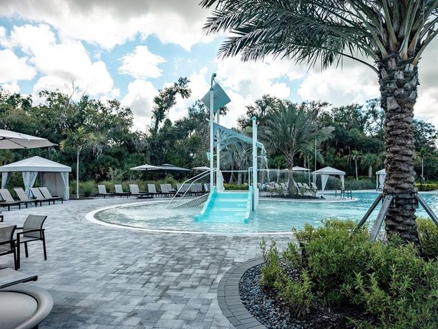8504 SNOWFALL STREET, Sarasota, FL 34241