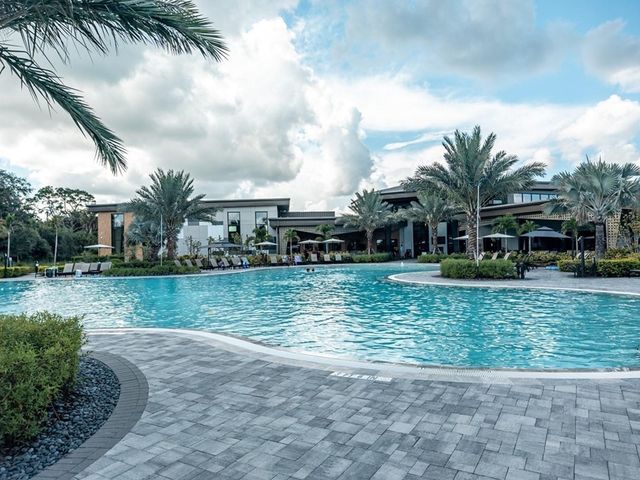 8504 SNOWFALL STREET, Sarasota, FL 34241