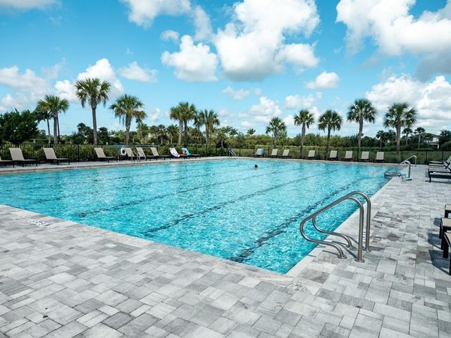 8504 SNOWFALL STREET, Sarasota, FL 34241