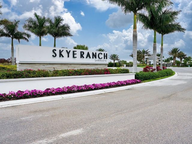 8504 SNOWFALL STREET, Sarasota, FL 34241