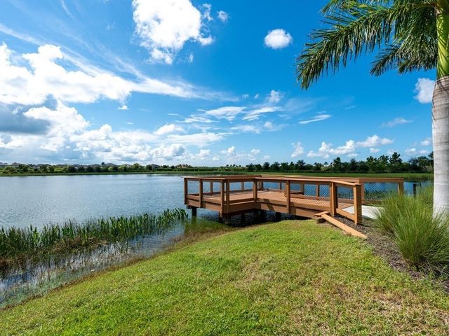 8504 SNOWFALL STREET, Sarasota, FL 34241