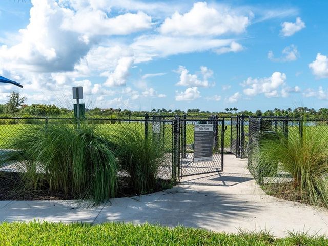 8504 SNOWFALL STREET, Sarasota, FL 34241