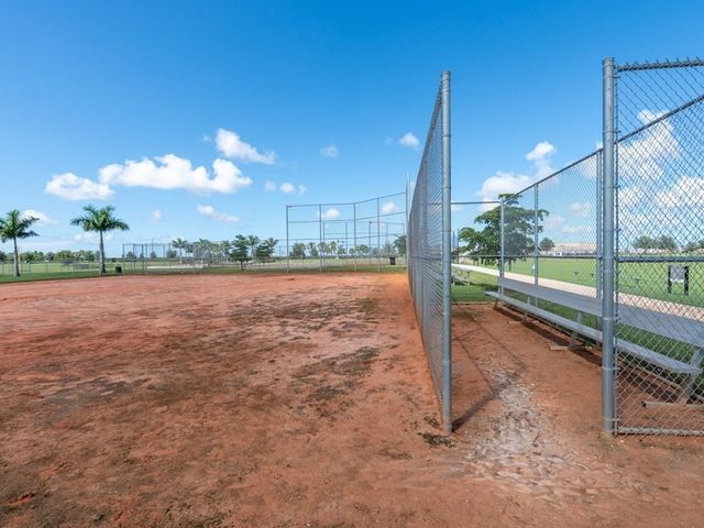 8504 SNOWFALL STREET, Sarasota, FL 34241