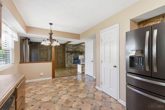 8046 Blairhouse Drive, Anderson Twp, OH 45244