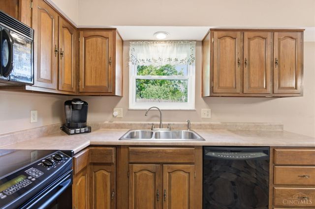 8046 Blairhouse Drive, Anderson Twp, OH 45244
